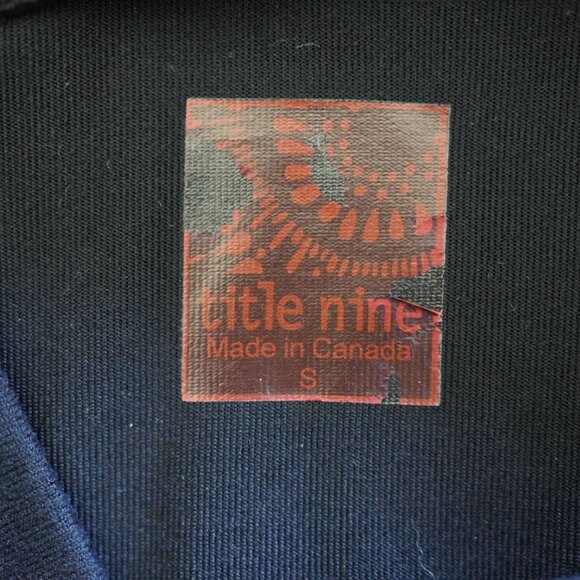 Title Nine‎ Black Mock Neck Stretch Dress Size Small Button Sleeve - Picture 5 of 9